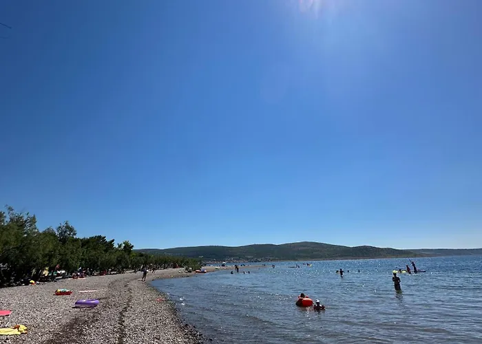 Barun 200m From * Селине