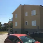 Barun 200m From Apartament